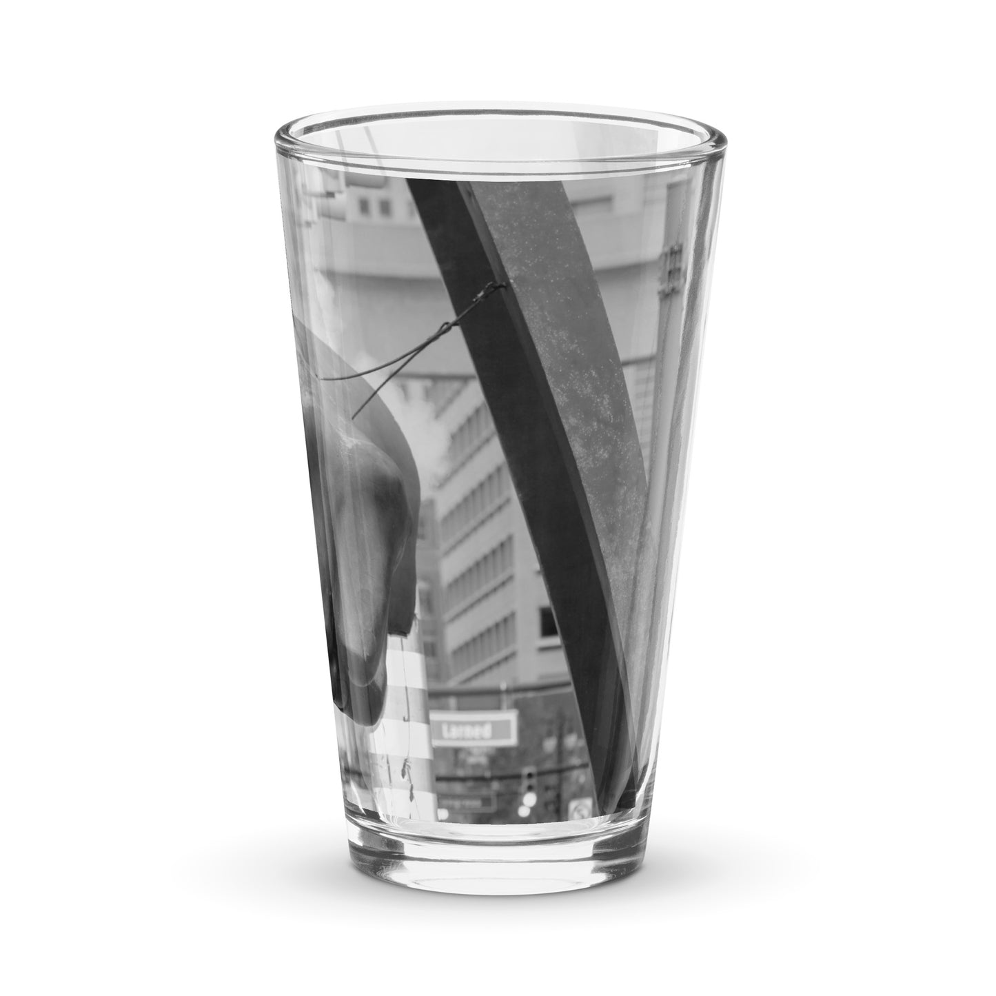 Shaker pint glass